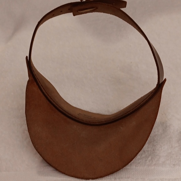 VINTAGE Tooled Leather Visor (Pre-Loved) - Picture 10 of 10
